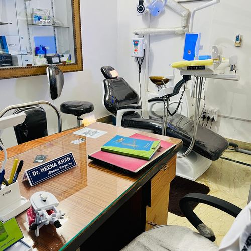 Clinic Interior — Reception & Waiting Area